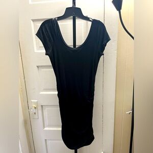 Splendid Sz Sm Black Short Sleeve Ruched Side Scoop Back Short Dress